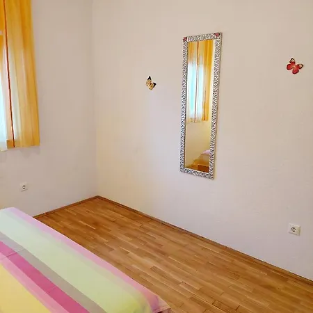 Marko-sevid-20m From The Apartment *