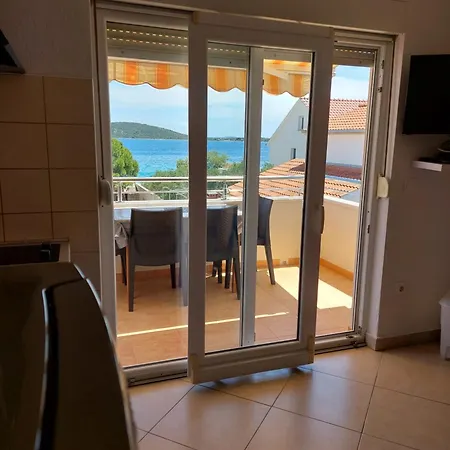 Apartman Marko-sevid-20m From The *